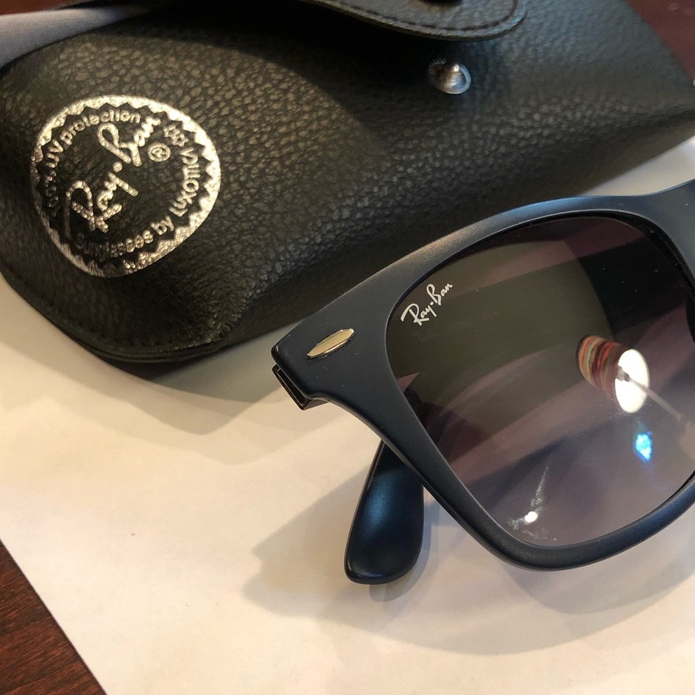 Ray-Ban Wayfarer Sunglasses
